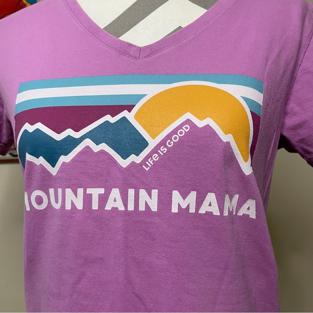 Life is Good Small Pink Mountain Mama V-neck Graphic Tee 100% Cotton Crusher Tee - Picture 2 of 14